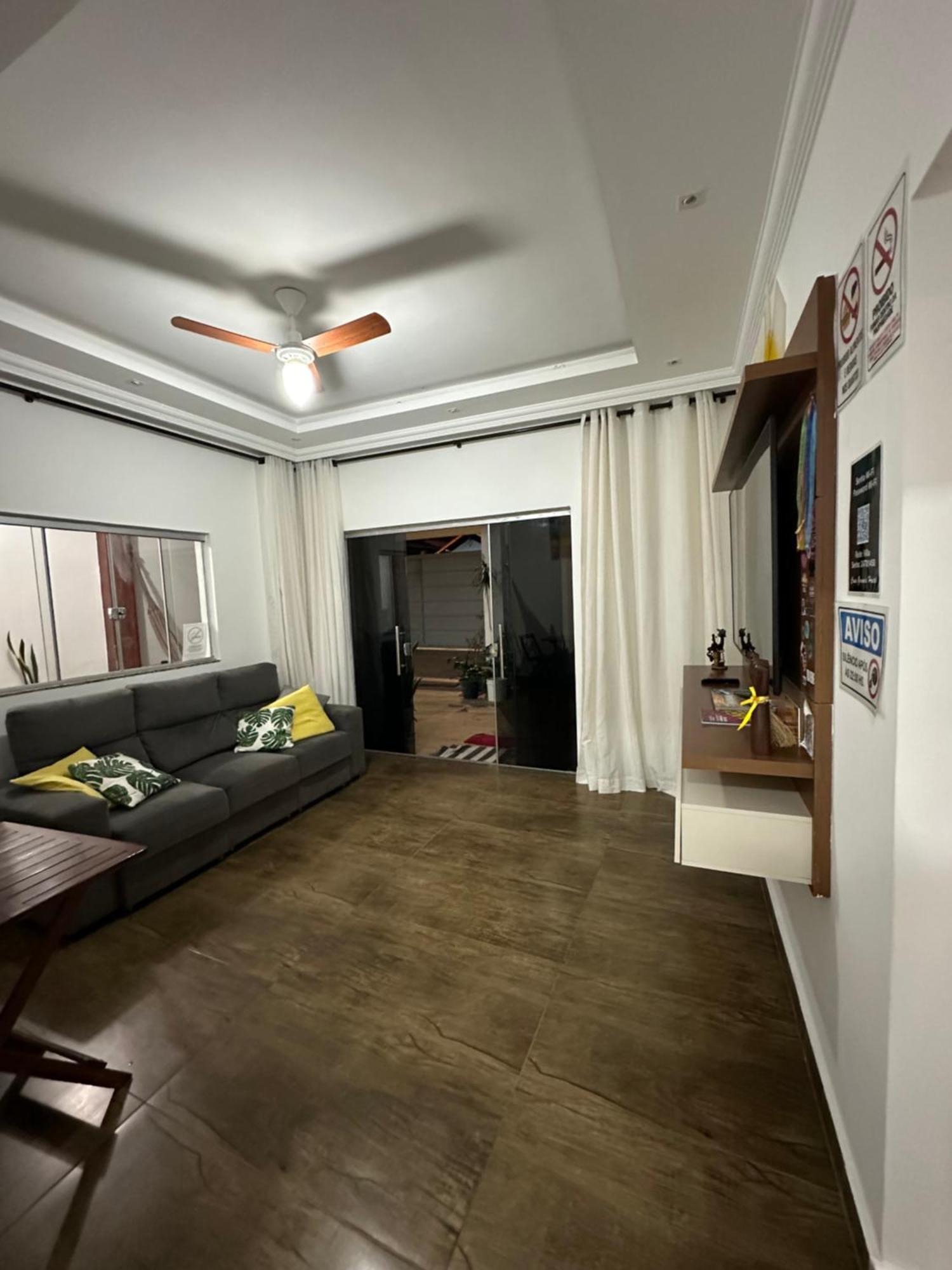 Hostel Amarelinho บรูมาจิโญ ภายนอก รูปภาพ
